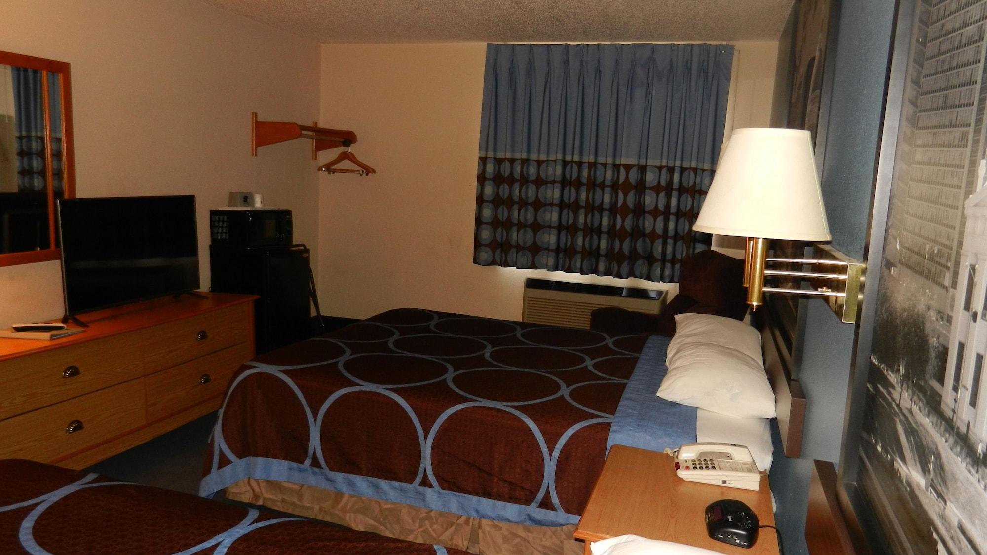 Hotel Super 8 by Wyndham Potosi Zewnętrze zdjęcie