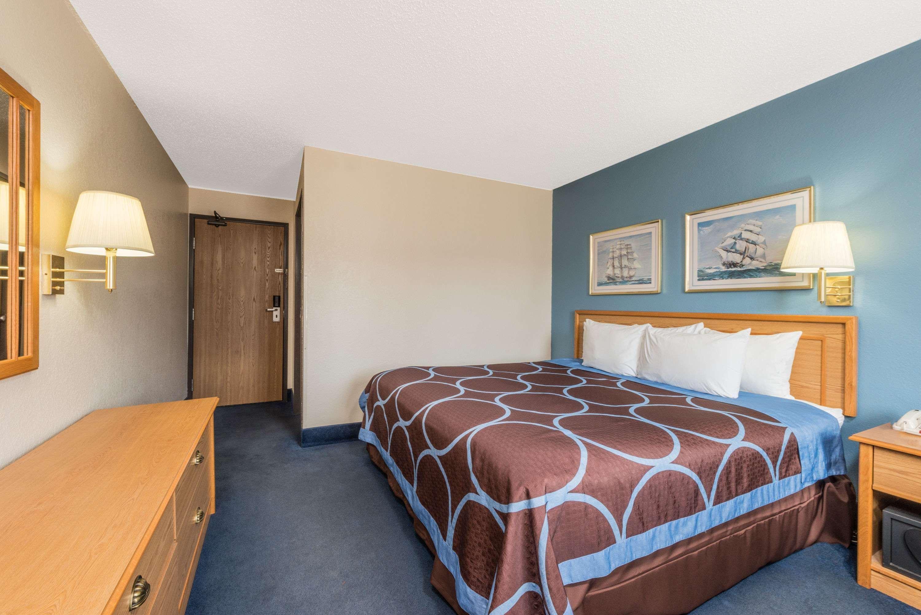 Hotel Super 8 by Wyndham Potosi Zewnętrze zdjęcie