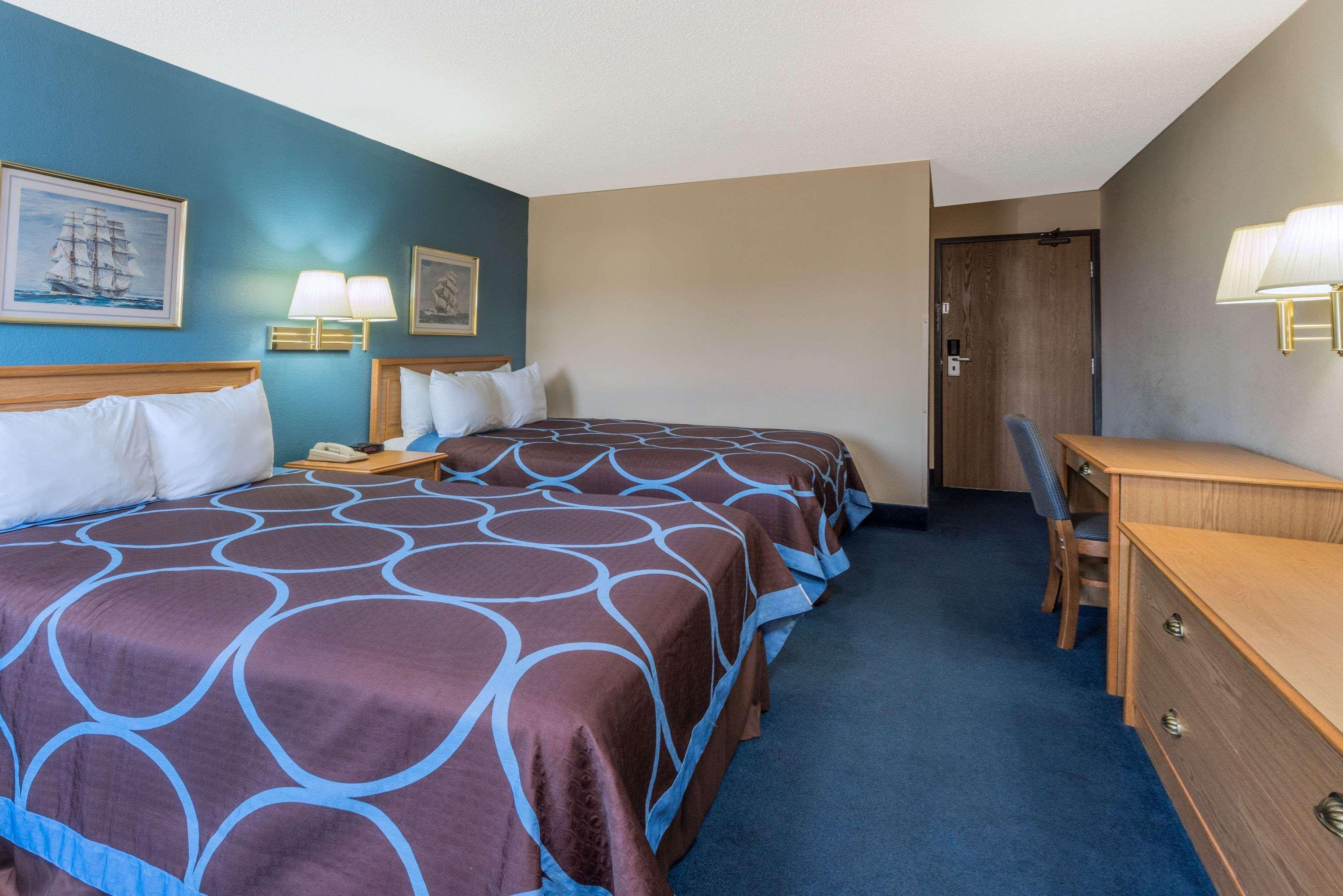 Hotel Super 8 by Wyndham Potosi Zewnętrze zdjęcie