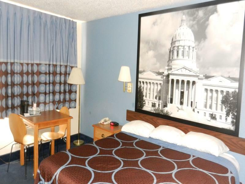 Hotel Super 8 by Wyndham Potosi Zewnętrze zdjęcie