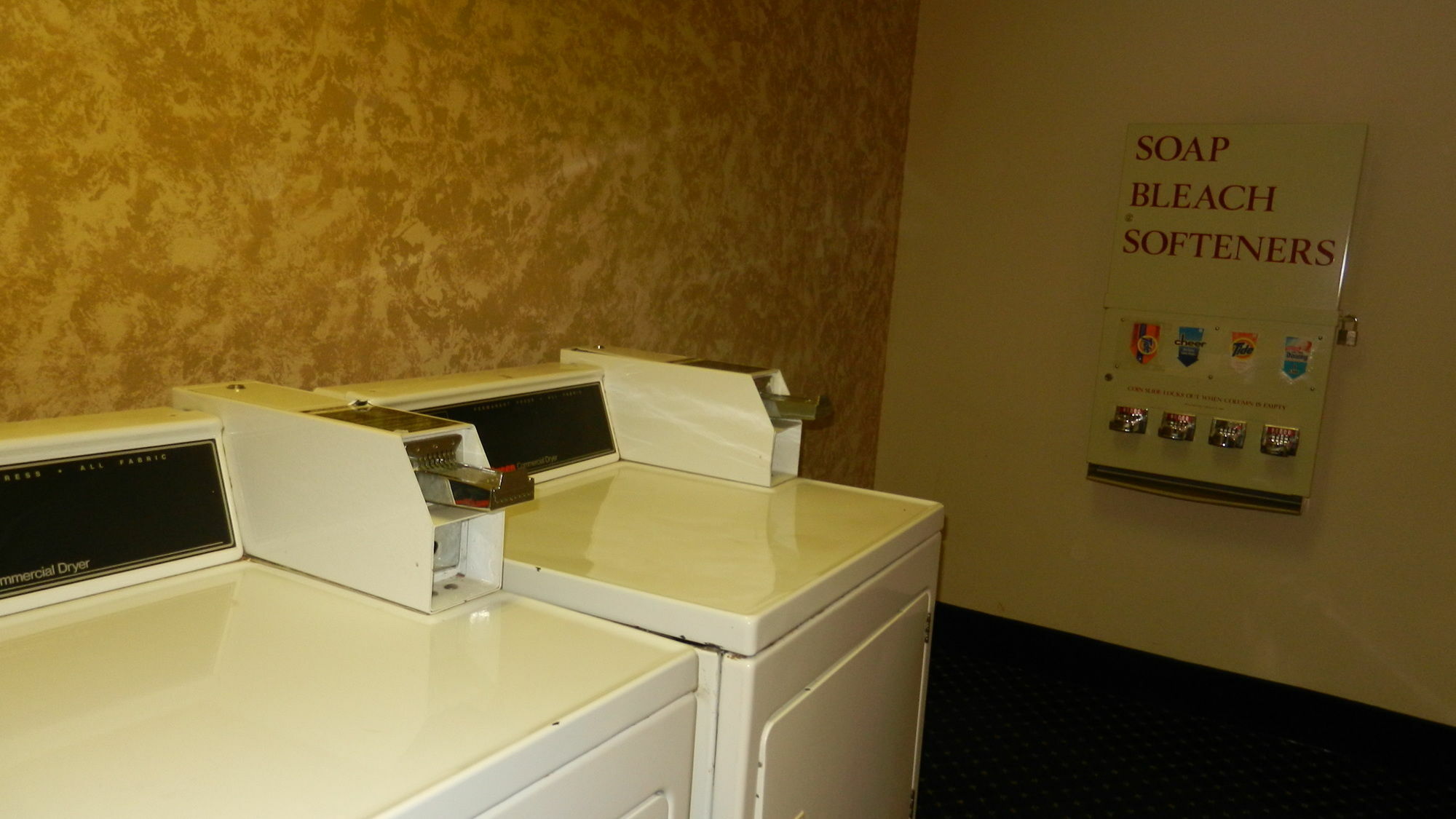 Hotel Super 8 by Wyndham Potosi Zewnętrze zdjęcie